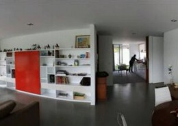CASA-FINA_interior-sala-estar-comedor-cocina